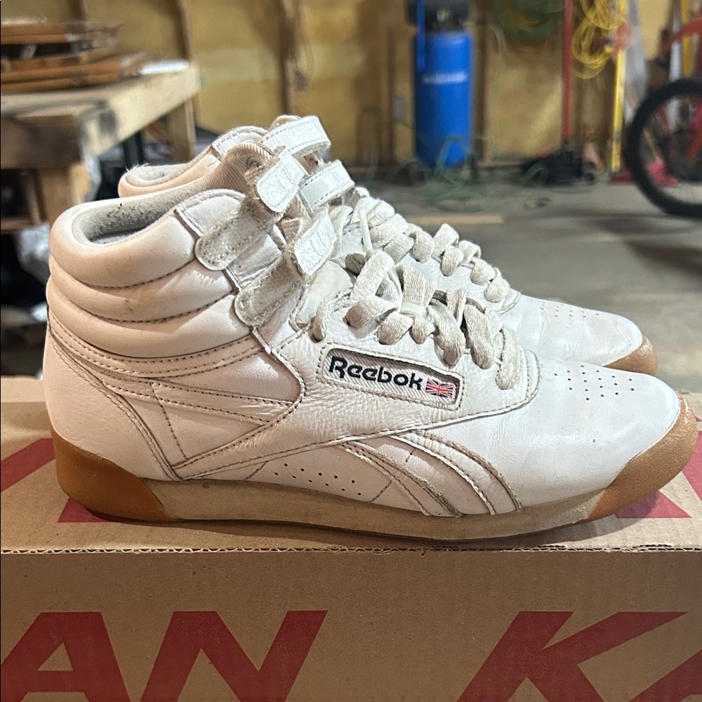 Reebok freestyle high 6.5 white gum rare old school